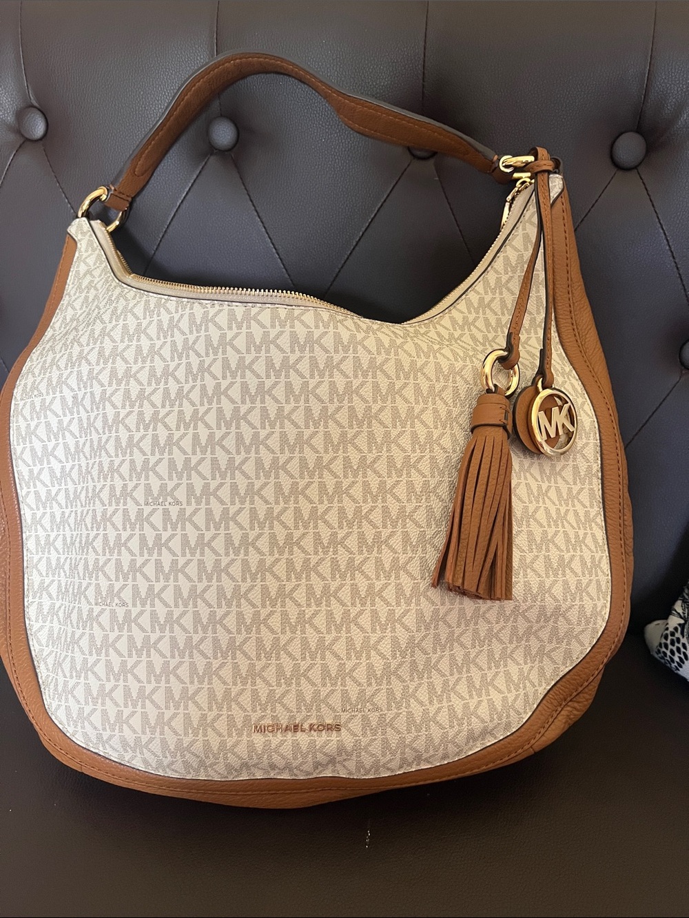 Michael Kors Ivory Signature MK Hobo with Tan Trim - Picture 11 of 13
